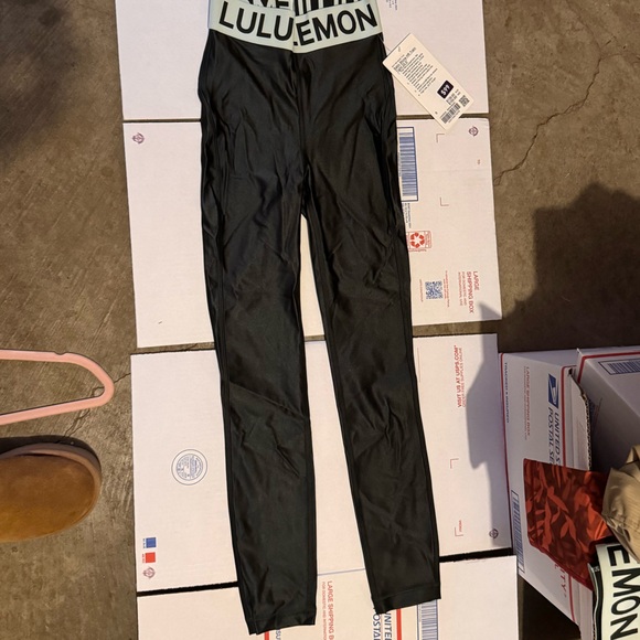 Lululemon Dark Green Shine Leggings - Picture 1 of 4